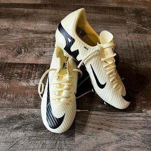 Nike Cream and Black Soccer Cleats